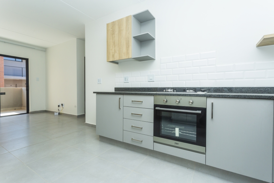 To Let 2 Bedroom Property for Rent in Vorna Valley Gauteng
