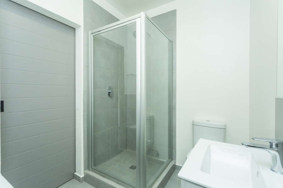To Let 2 Bedroom Property for Rent in Vorna Valley Gauteng