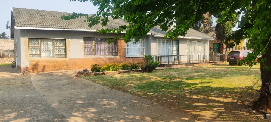 7 Bedroom Property for Sale in Cresslawn Gauteng