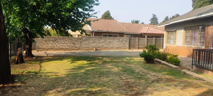 7 Bedroom Property for Sale in Cresslawn Gauteng