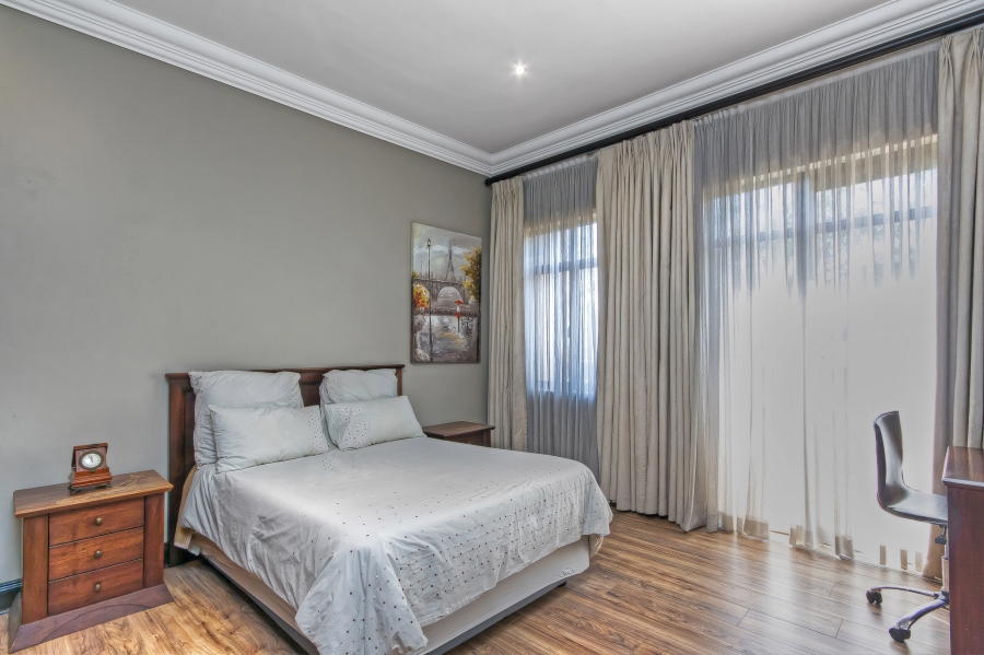 4 Bedroom Property for Sale in Rivonia Gauteng