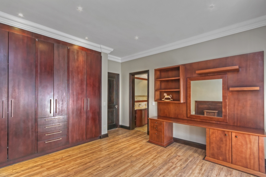 4 Bedroom Property for Sale in Rivonia Gauteng