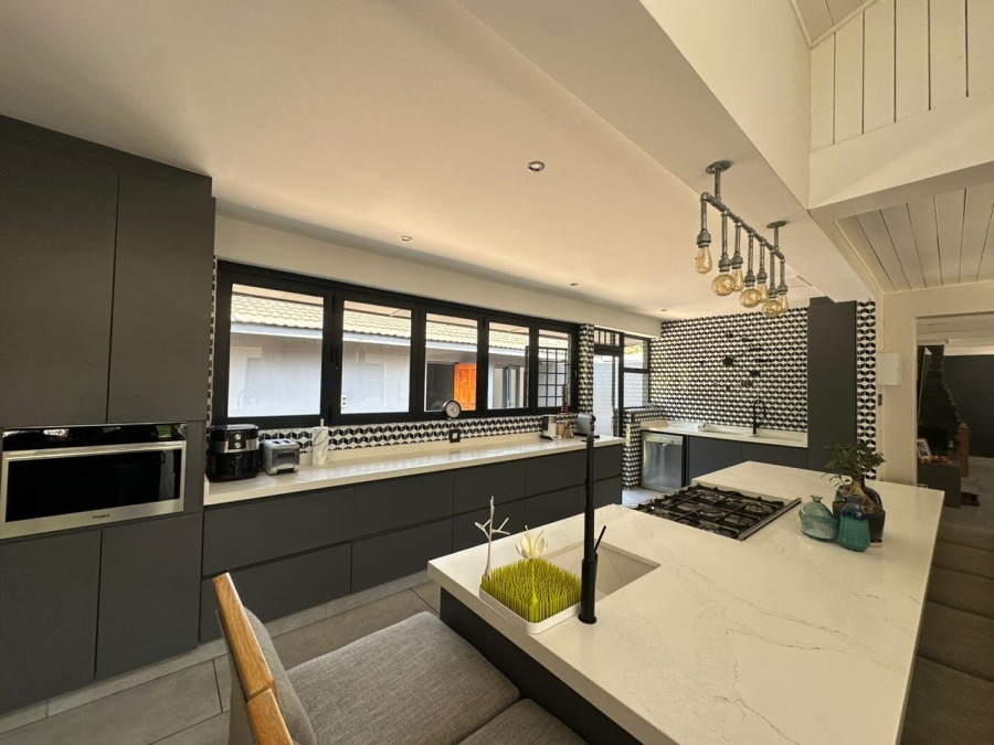 4 Bedroom Property for Sale in Vanderbijlpark SW 5 Gauteng