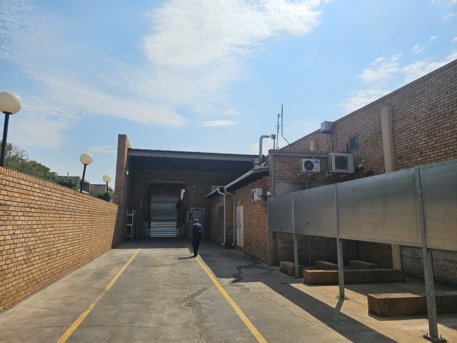 To Let commercial Property for Rent in Lynnwood Gauteng