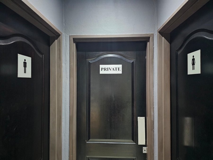 To Let commercial Property for Rent in Mooikloof Gauteng
