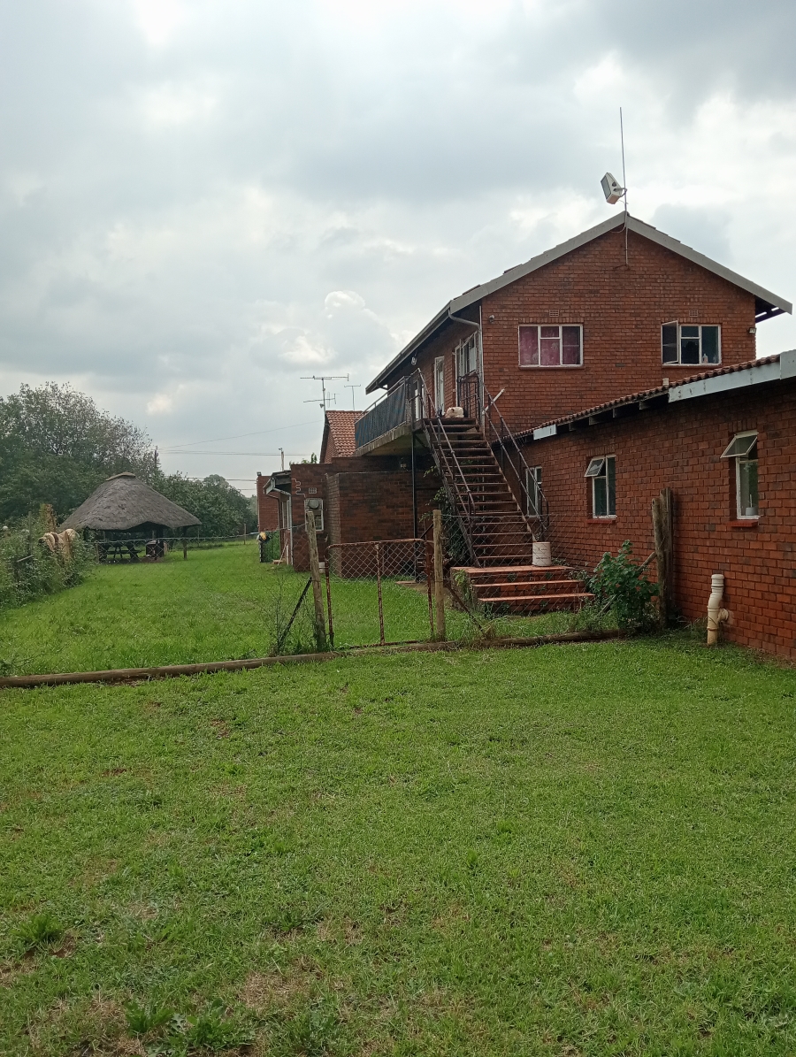 4 Bedroom Property for Sale in Zesfontein A H Gauteng