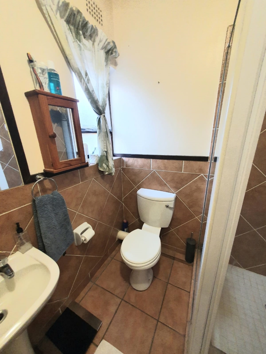 To Let 2 Bedroom Property for Rent in Douglasdale Gauteng