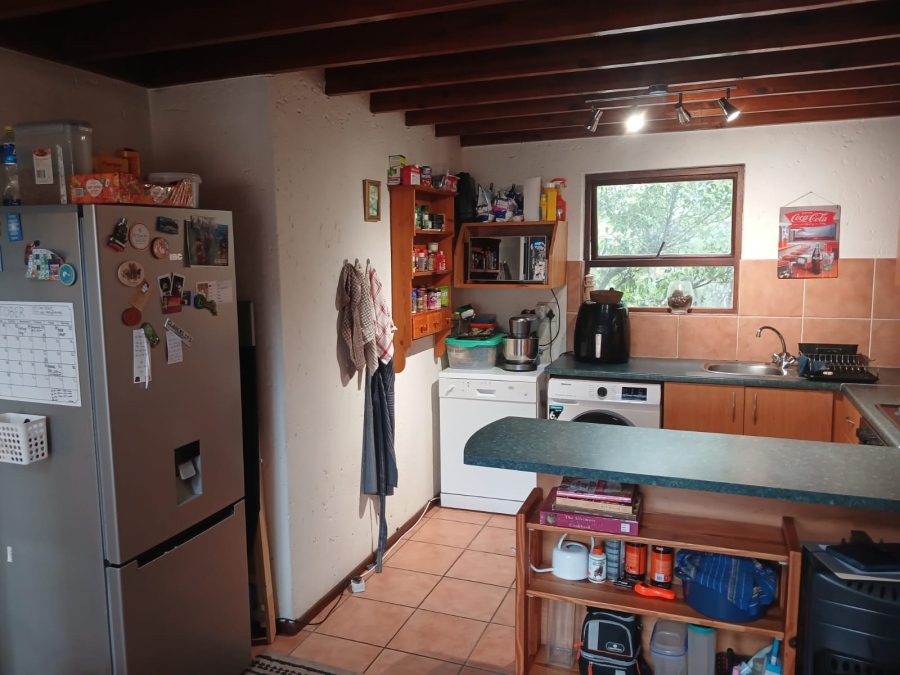 To Let 2 Bedroom Property for Rent in Douglasdale Gauteng