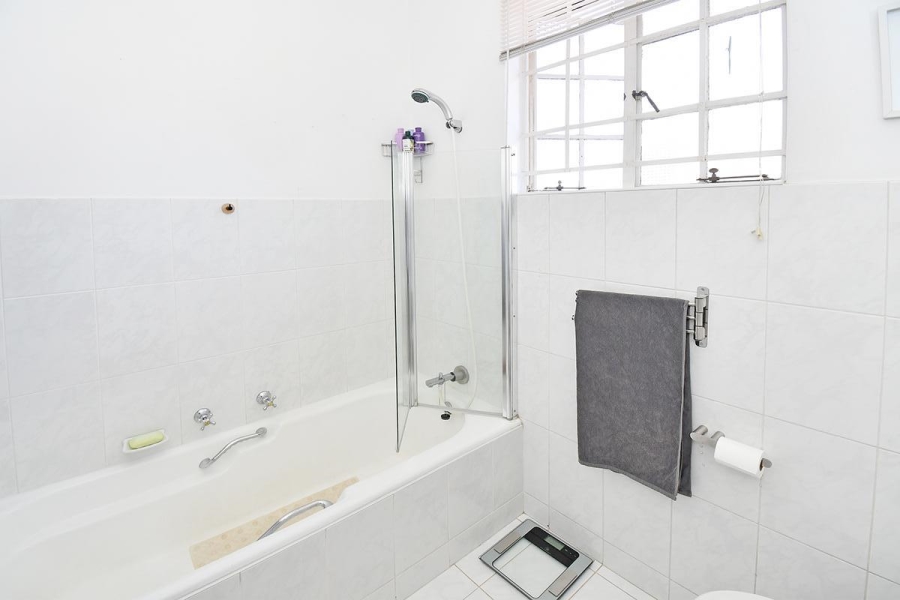 4 Bedroom Property for Sale in Olivedale Gauteng