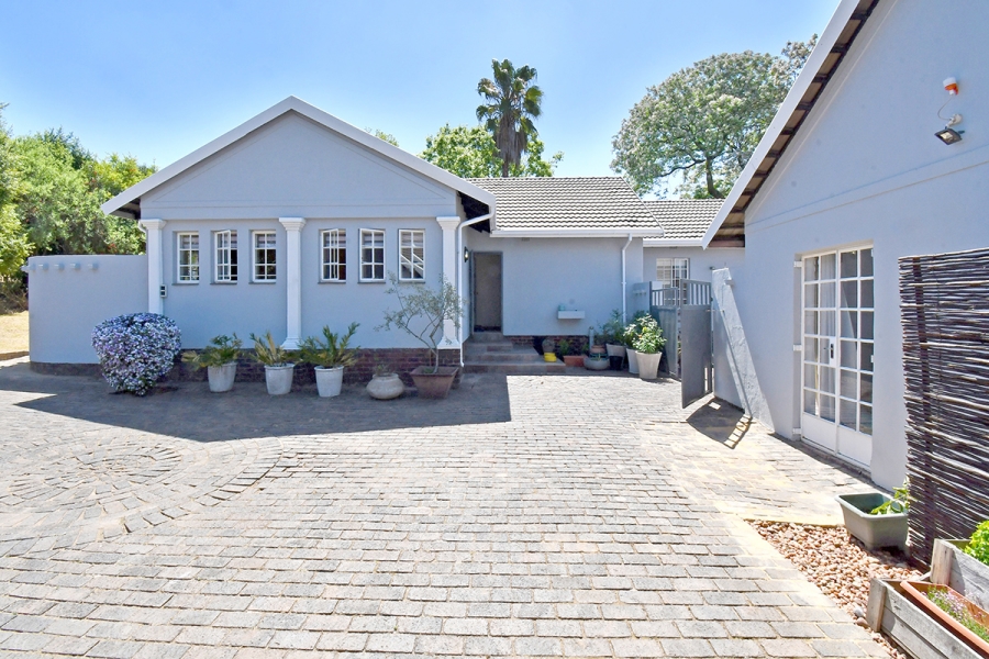 4 Bedroom Property for Sale in Olivedale Gauteng