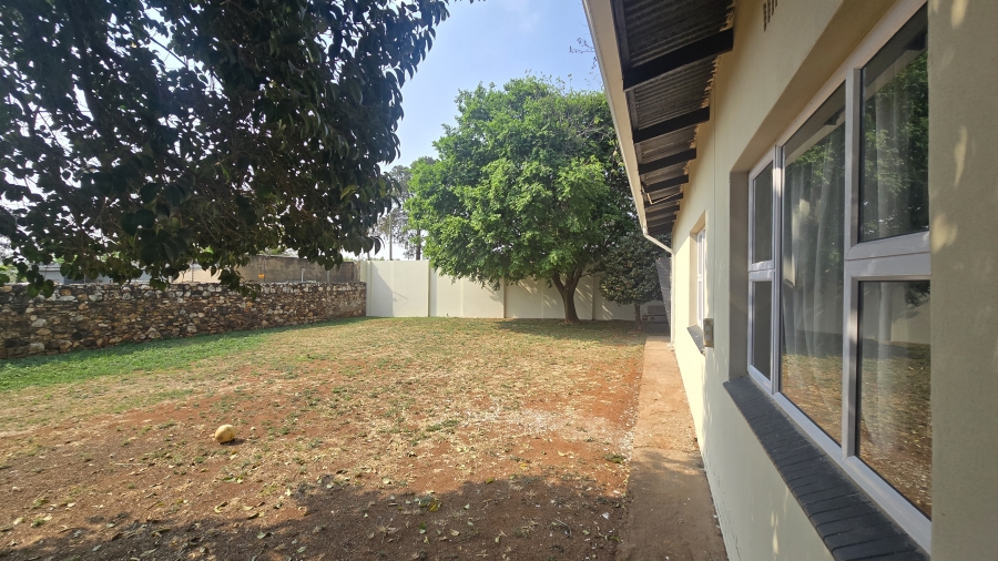 4 Bedroom Property for Sale in Clayville East Gauteng