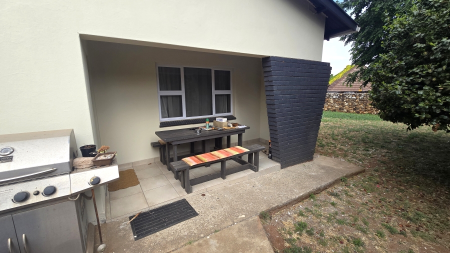 4 Bedroom Property for Sale in Clayville East Gauteng