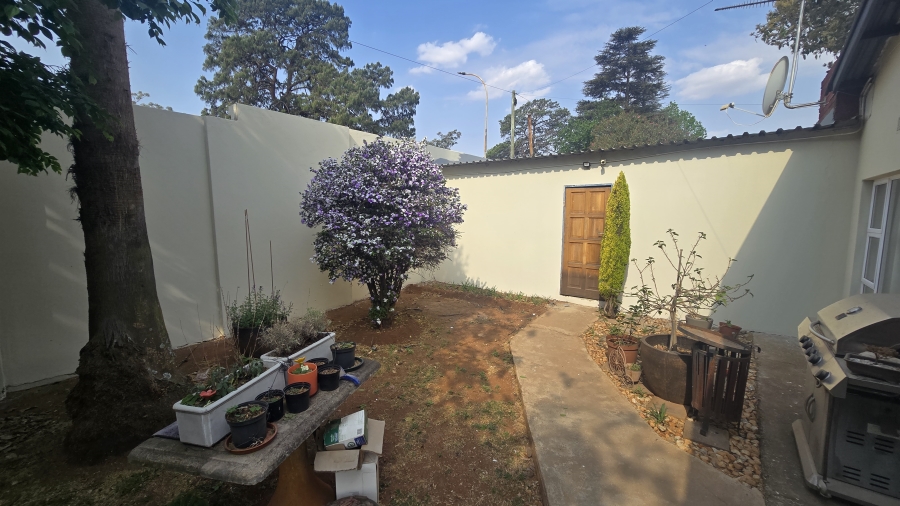 4 Bedroom Property for Sale in Clayville East Gauteng