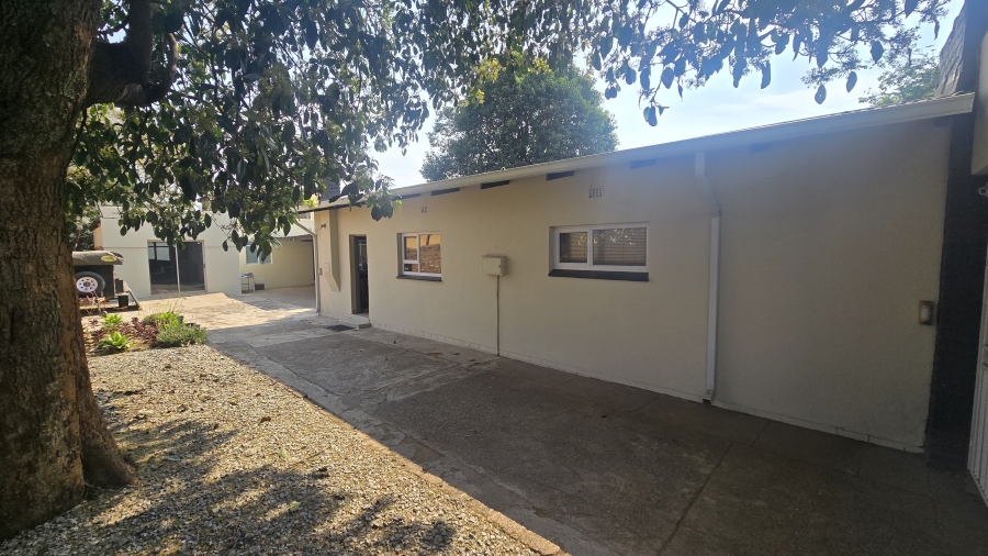 4 Bedroom Property for Sale in Clayville East Gauteng