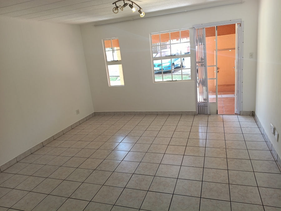 To Let 3 Bedroom Property for Rent in Meyersdal Gauteng