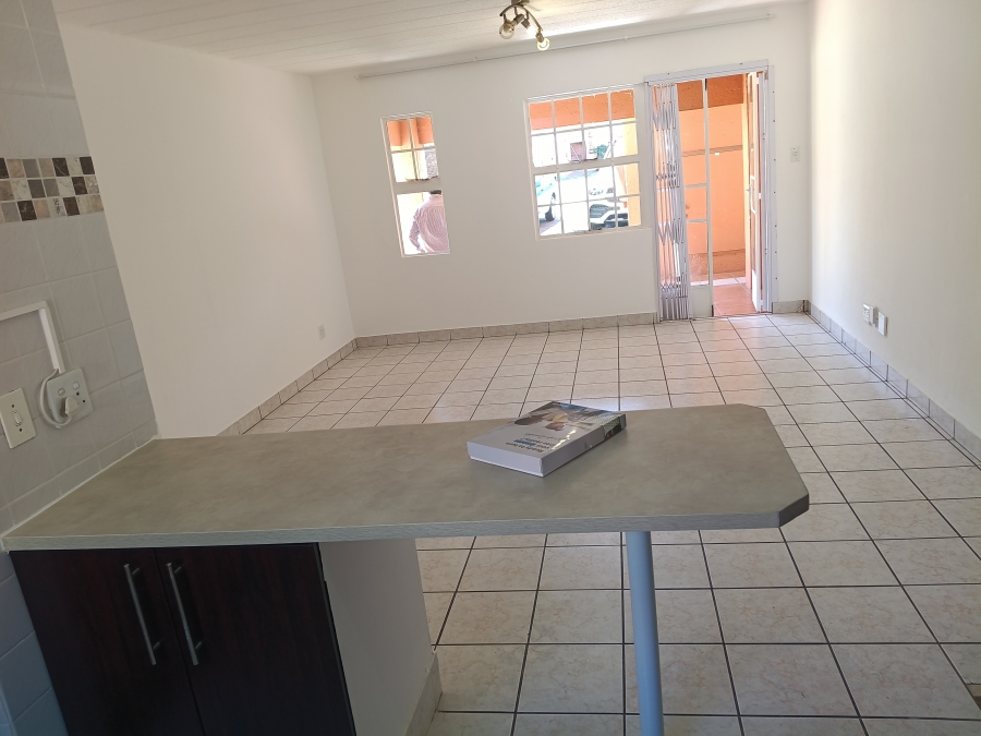 To Let 3 Bedroom Property for Rent in Meyersdal Gauteng