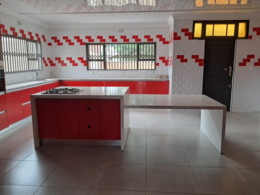 7 Bedroom Property for Sale in Sonneveld Gauteng