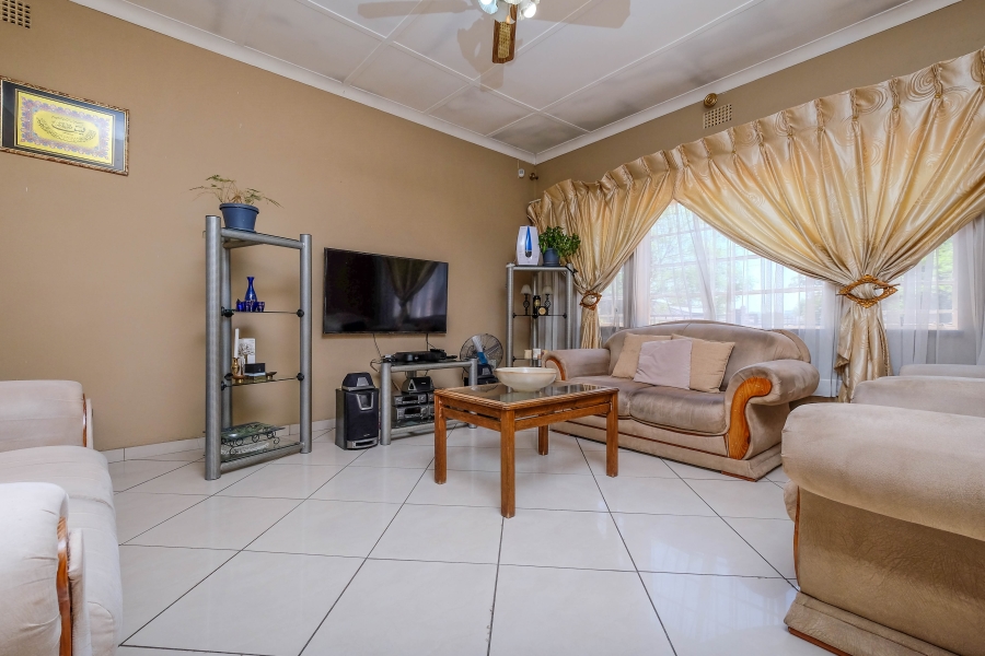 4 Bedroom Property for Sale in Florida Gauteng
