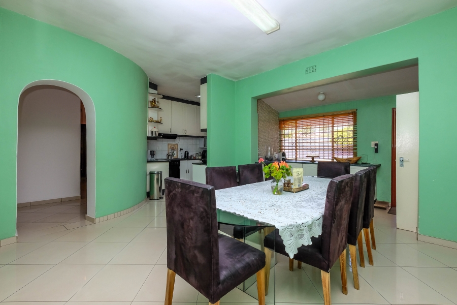 4 Bedroom Property for Sale in Florida Gauteng