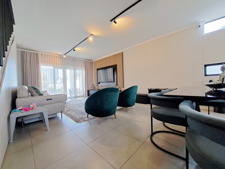 3 Bedroom Property for Sale in Sandown Gauteng