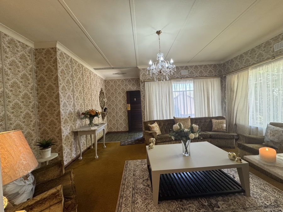 3 Bedroom Property for Sale in South Crest Gauteng