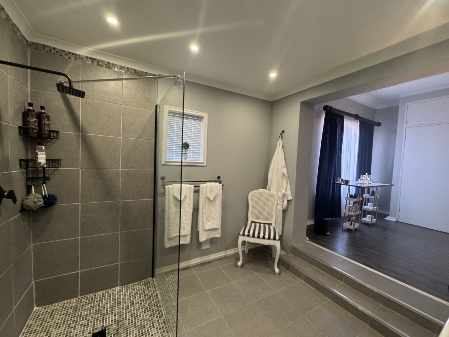 3 Bedroom Property for Sale in South Crest Gauteng