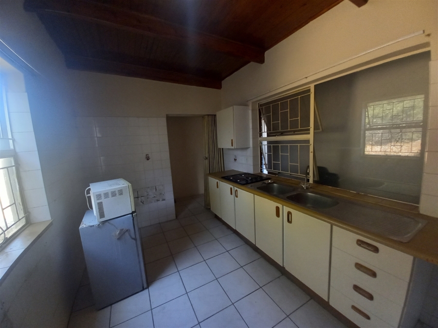 4 Bedroom Property for Sale in Garsfontein Gauteng