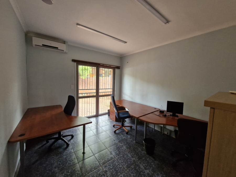 To Let commercial Property for Rent in Die Hoewes Gauteng
