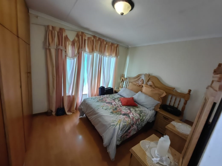 3 Bedroom Property for Sale in Protea North Gauteng