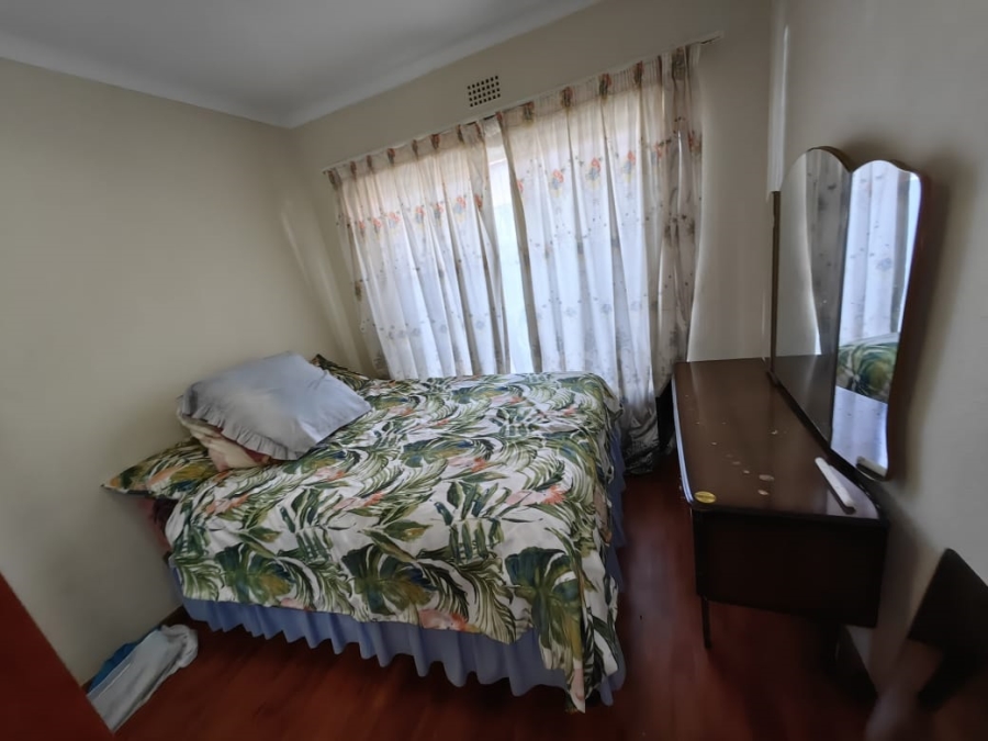 3 Bedroom Property for Sale in Protea North Gauteng