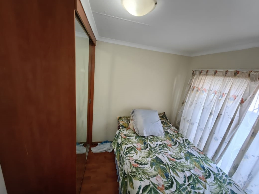 3 Bedroom Property for Sale in Protea North Gauteng