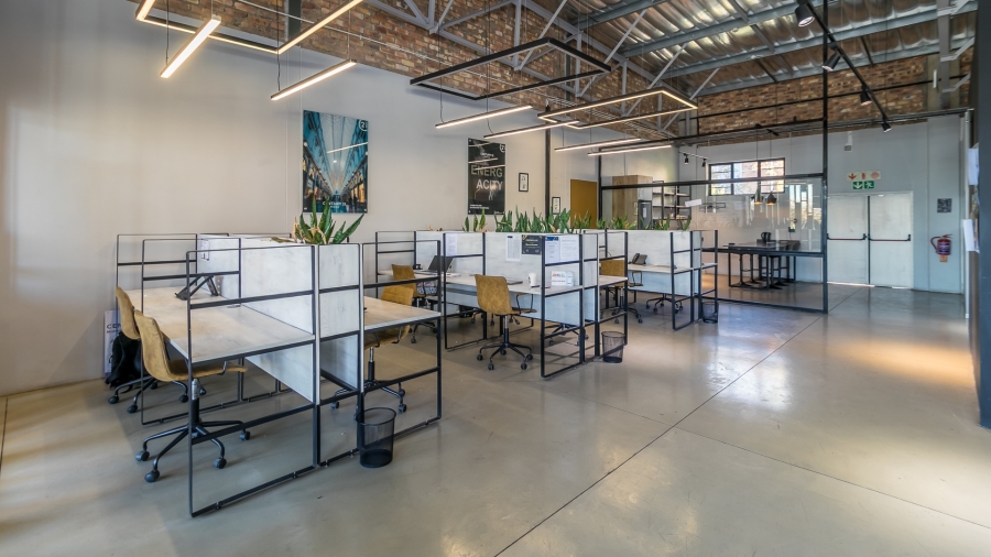 To Let commercial Property for Rent in Vorna Valley Gauteng