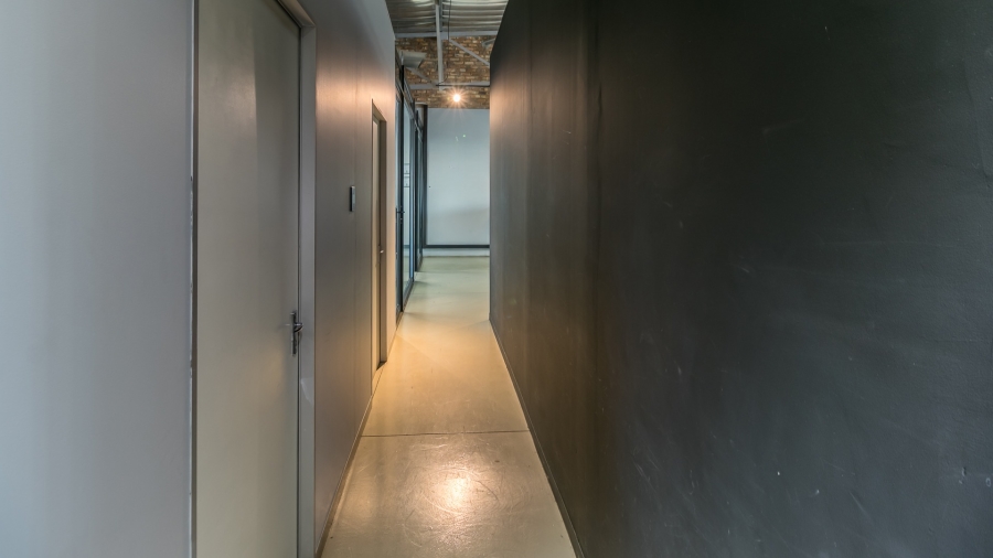 To Let commercial Property for Rent in Vorna Valley Gauteng