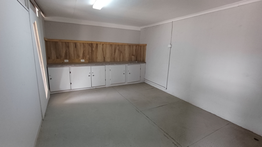 To Let commercial Property for Rent in Meyerton Park Gauteng