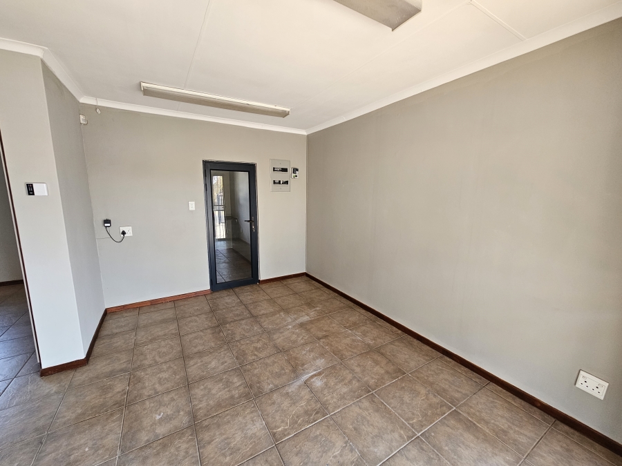 Commercial Property for Sale in Rooihuiskraal Gauteng