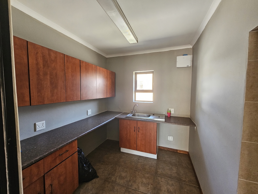 Commercial Property for Sale in Rooihuiskraal Gauteng