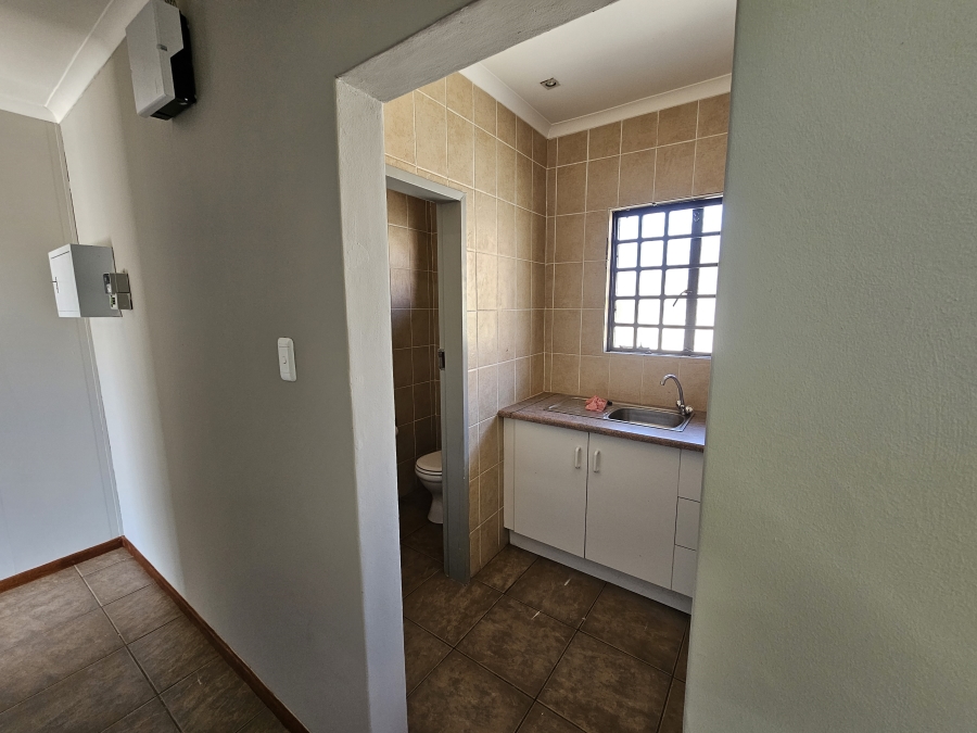 Commercial Property for Sale in Rooihuiskraal Gauteng