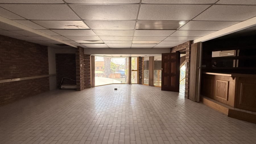 To Let commercial Property for Rent in Hennopspark Gauteng
