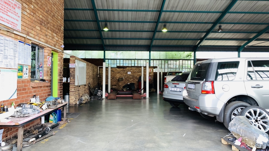 To Let commercial Property for Rent in Hennopspark Gauteng