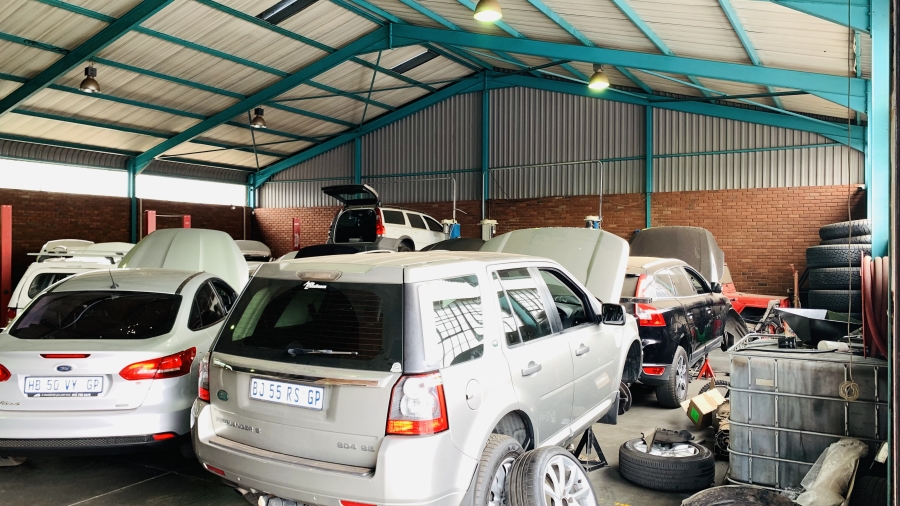 To Let commercial Property for Rent in Hennopspark Gauteng