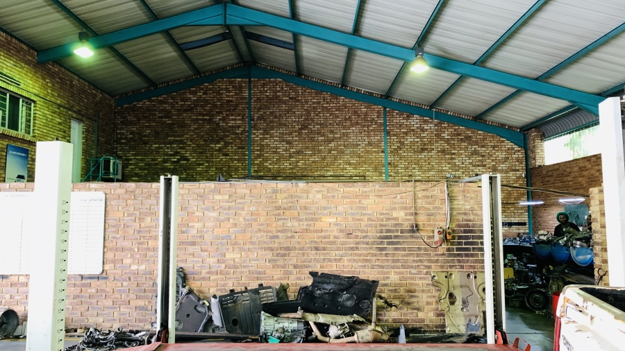 To Let commercial Property for Rent in Hennopspark Gauteng