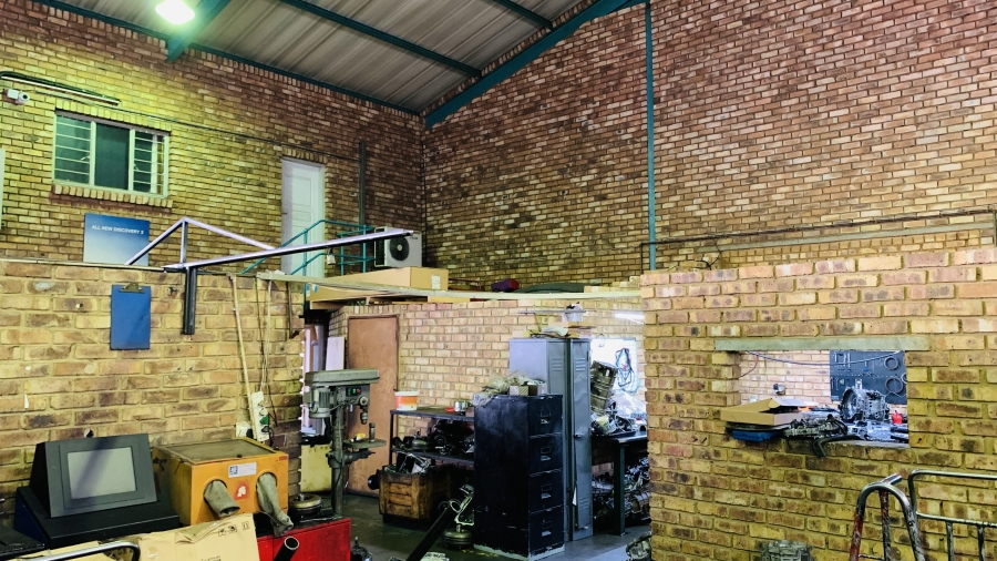 To Let commercial Property for Rent in Hennopspark Gauteng