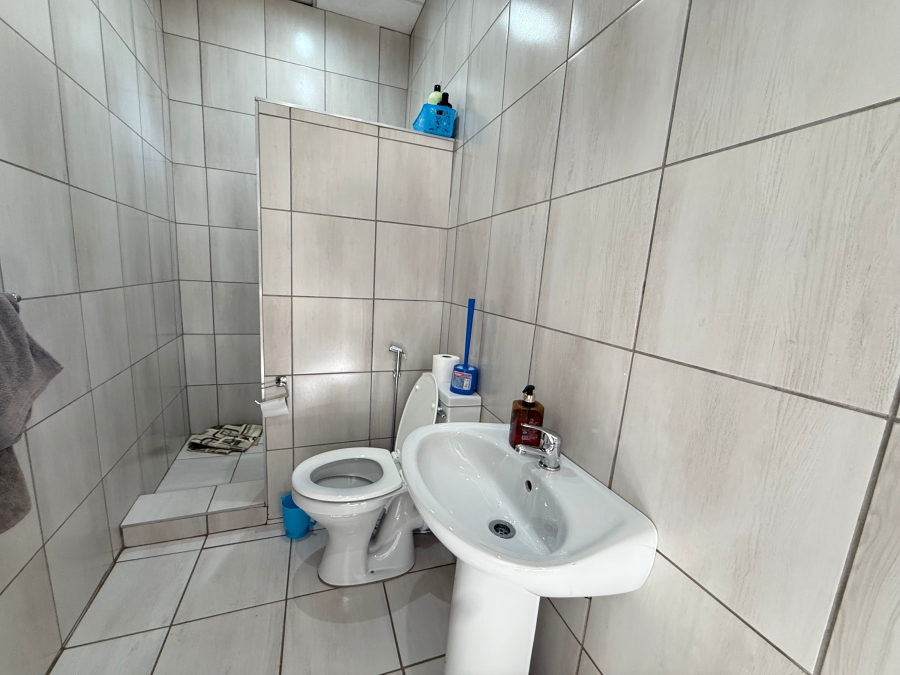 Commercial Property for Sale in Bezuidenhout Valley Gauteng