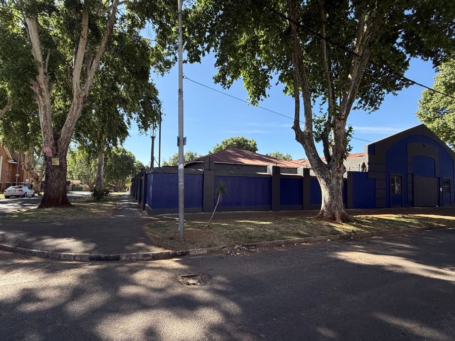 Commercial Property for Sale in Bezuidenhout Valley Gauteng