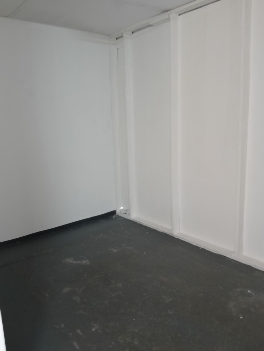 Commercial Property for Sale in Silvertondale Gauteng