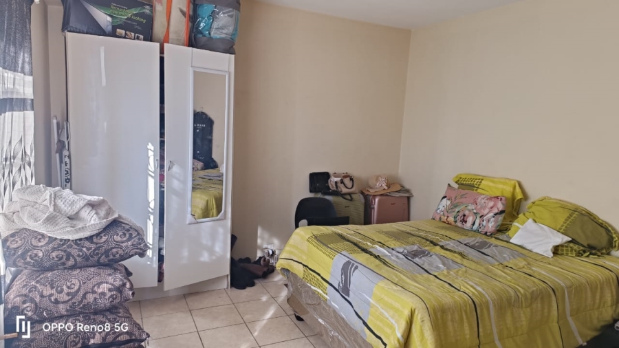 1 Bedroom Property for Sale in Rosettenville Gauteng
