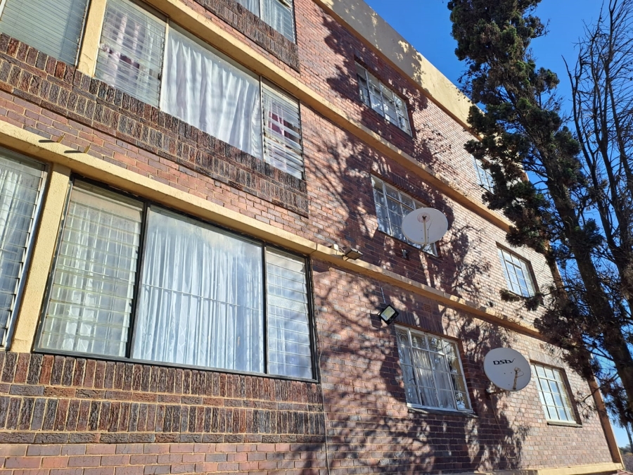 1 Bedroom Property for Sale in Rosettenville Gauteng