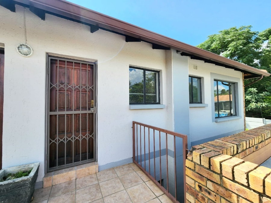 To Let 2 Bedroom Property for Rent in Wilgeheuwel Gauteng