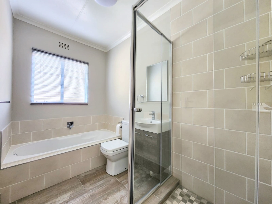 To Let 2 Bedroom Property for Rent in Wilgeheuwel Gauteng