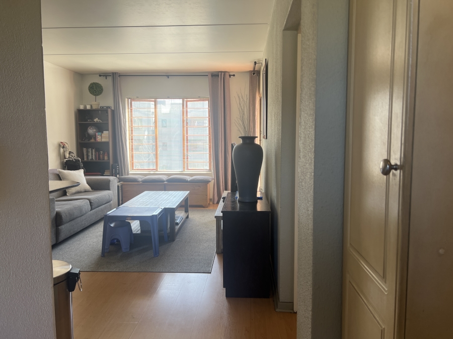 1 Bedroom Property for Sale in Bedfordview Gauteng